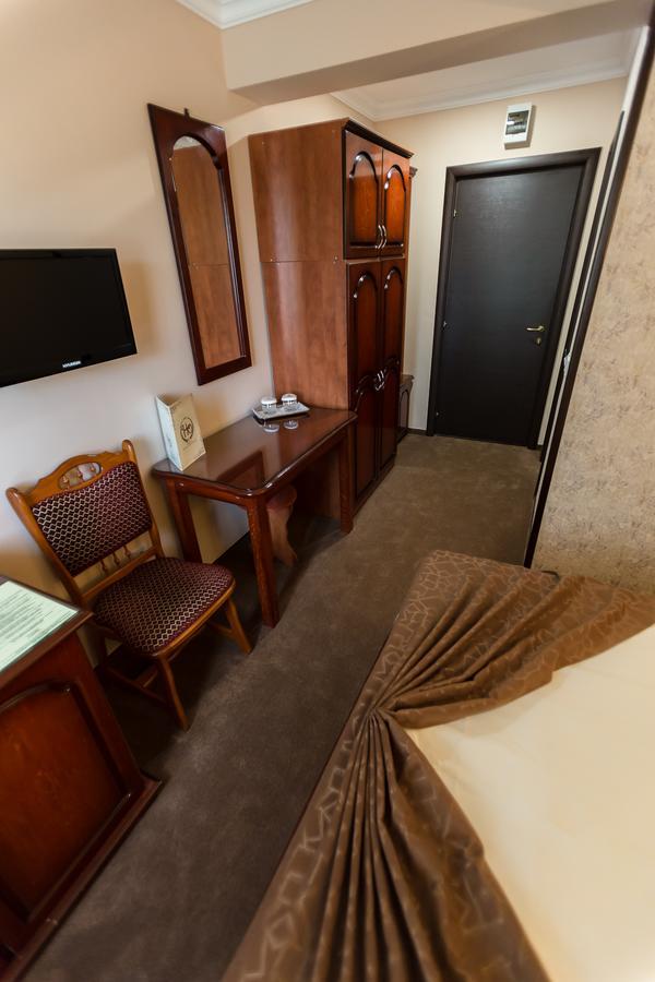 Express Residence Brăila Exteriör bild